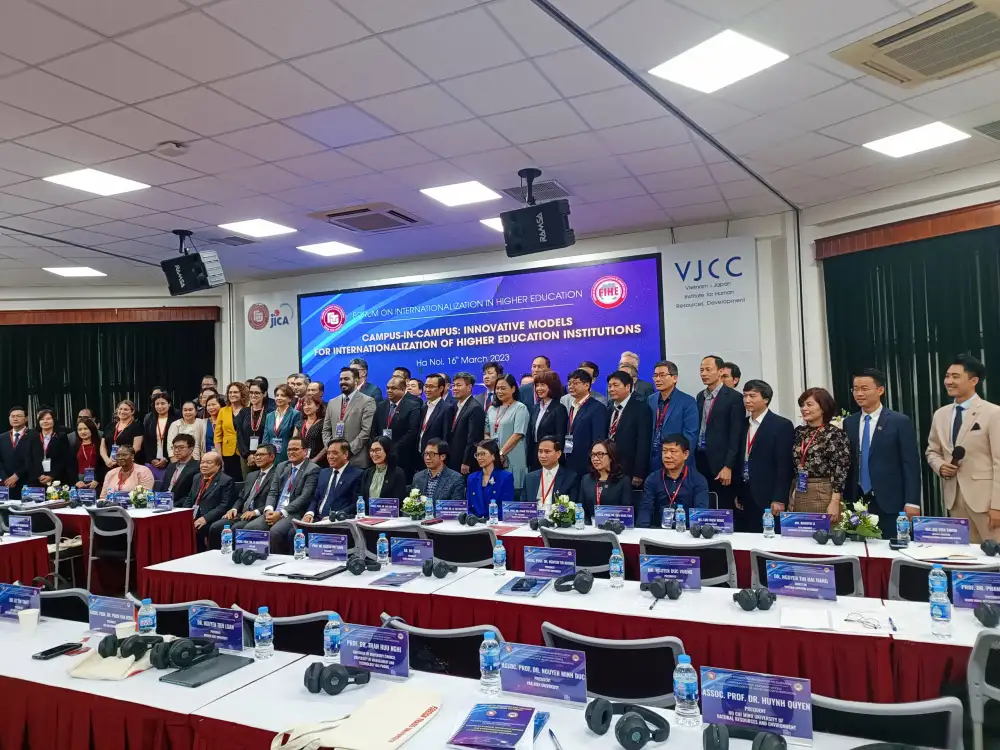 Quốc tế hoá giáo dục - Hành trình nâng tầm giáo dục Đại học Việt Nam Quốc tế hoá giáo dục – Hành trình nâng tầm giáo dục Đại học Việt Nam