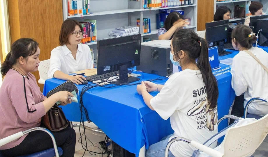 Đại học Bách khoa TP.HCM 4 năm liên tiếp không tăng học phí Đại học Bách khoa TP.HCM 4 năm liên tiếp không tăng học phí