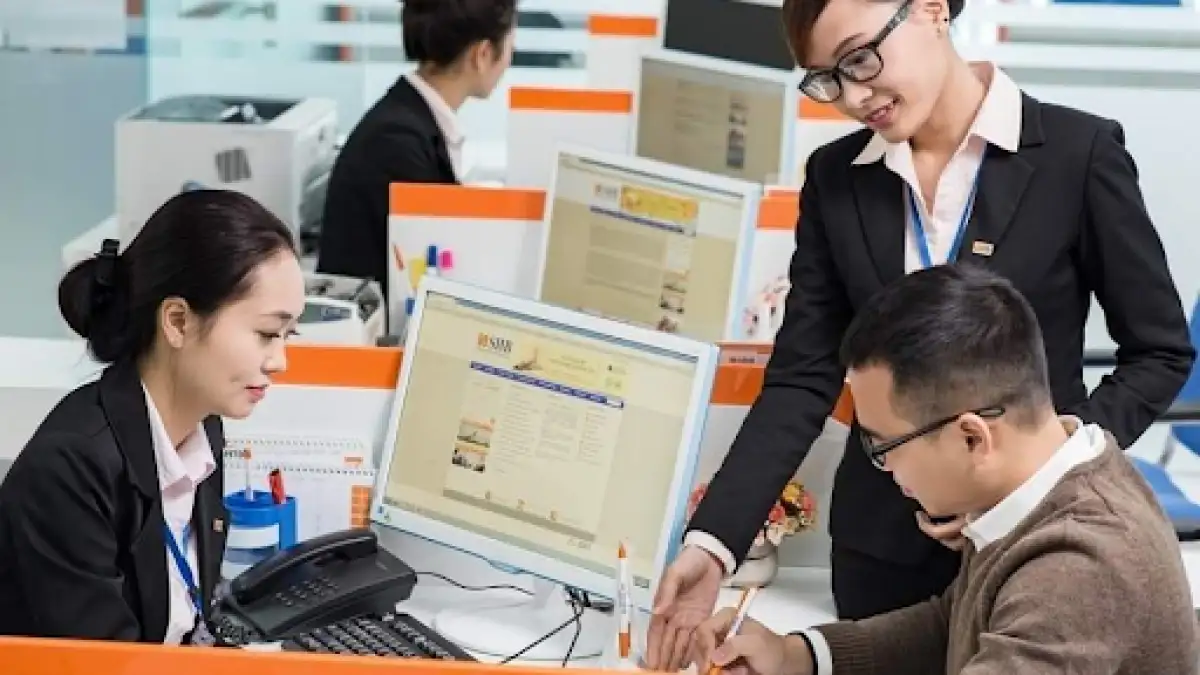 Mức lương ngành Tài chính – Ngân hàng năm 2025