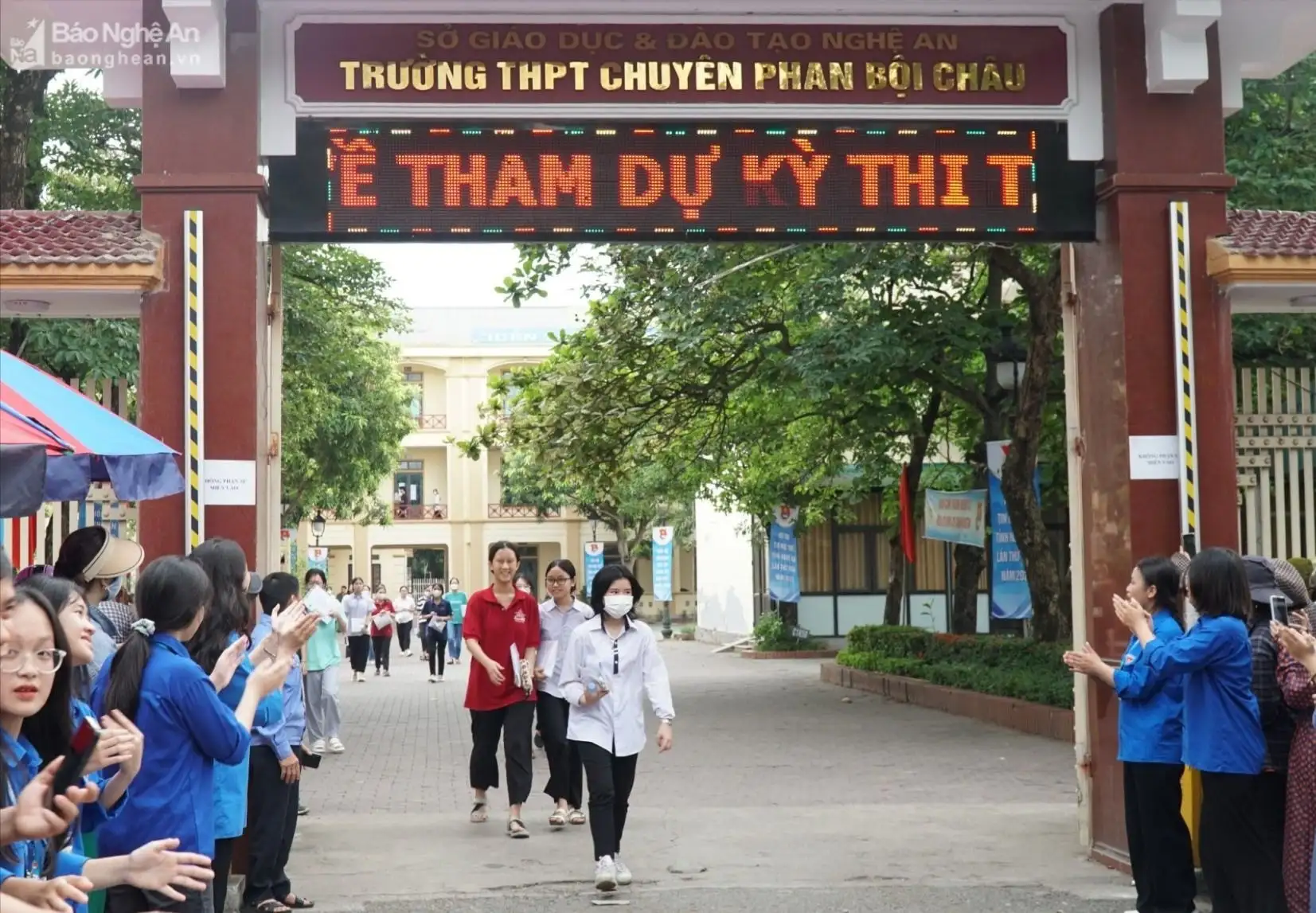 Cháy phòng thí nghiệm trường chuyên Phan Bội Châu Cháy phòng thí nghiệm trường chuyên Phan Bội Châu