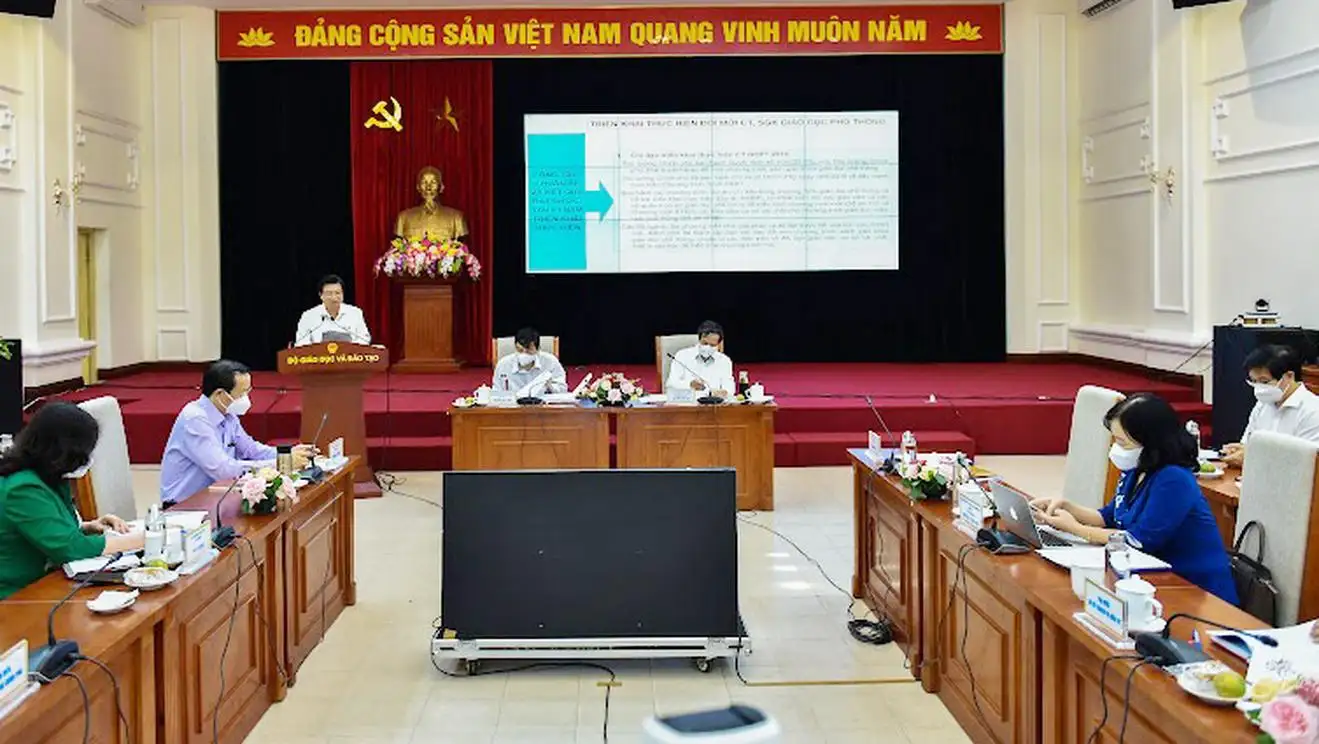 Xóa phòng GDĐT – Tái cơ cấu quản lý giáo dục