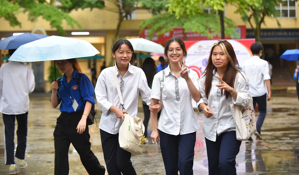 Điểm chuẩn Điểm chuẩn Đại học Kinh tế Quốc dân 2020-2024 Điểm chuẩn Điểm chuẩn Đại học Kinh tế Quốc dân 2020-2024