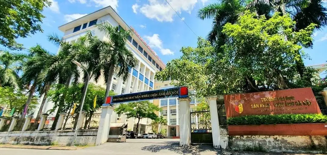Trường Đại học Sân khấu - Điện ảnh Hà Nội Trường Đại học Sân khấu – Điện ảnh Hà Nội