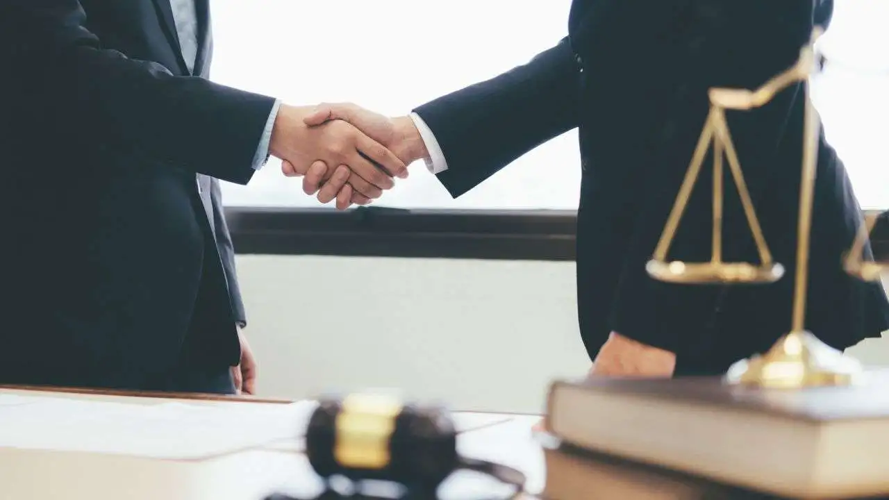 Ngành Luật thương mại quốc tế Ngành Luật thương mại quốc tế