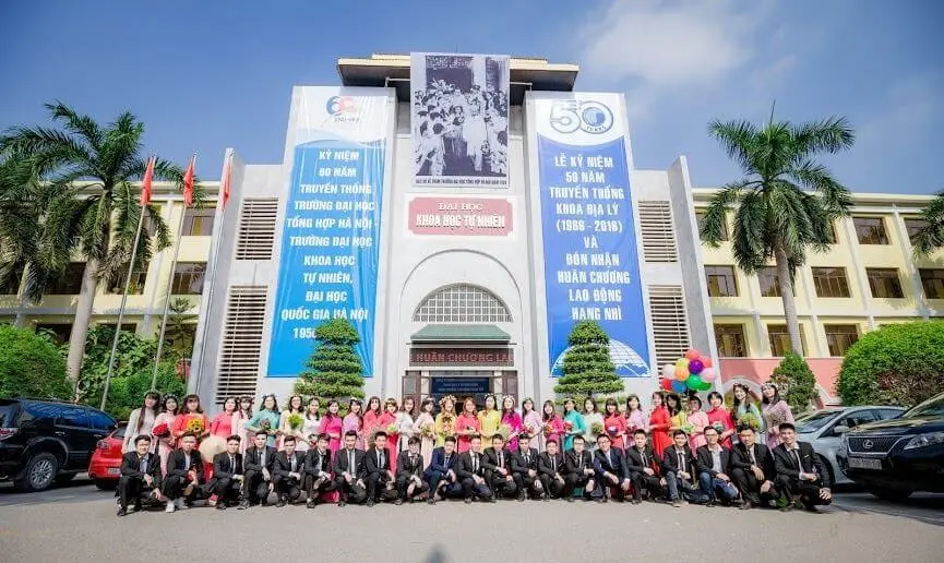 Trường Đại học Khoa học Tự nhiên – Đại học Quốc gia Trường Đại học Khoa học Tự nhiên – Đại học Quốc gia