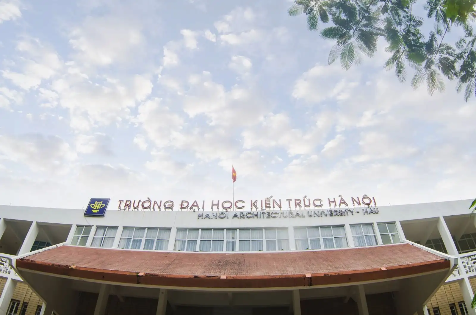 Review trường Đại học Kiến Trúc Hà Nội: Có nên học?