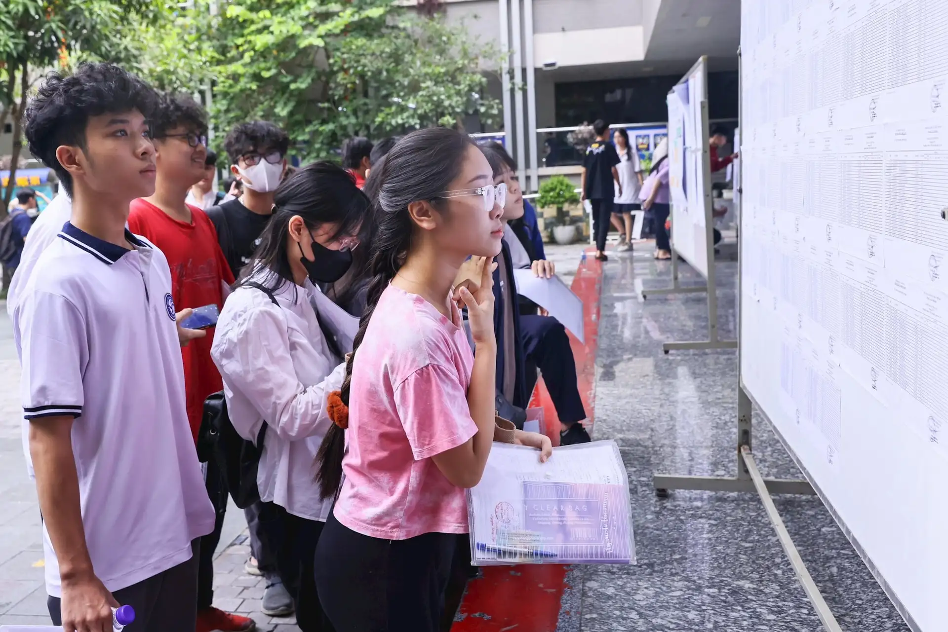 Khối C học ngành gì? Ngành nào trong khối C dễ xin việc nhất hiện nay?