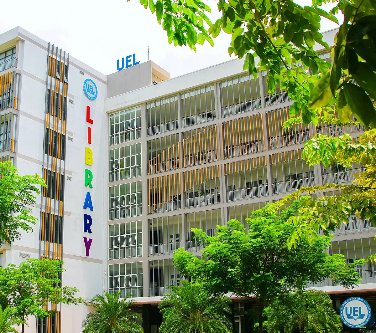 Điểm chuẩn UEL: Cập nhật điểm chuẩn năm 2025 chuẩn nhất