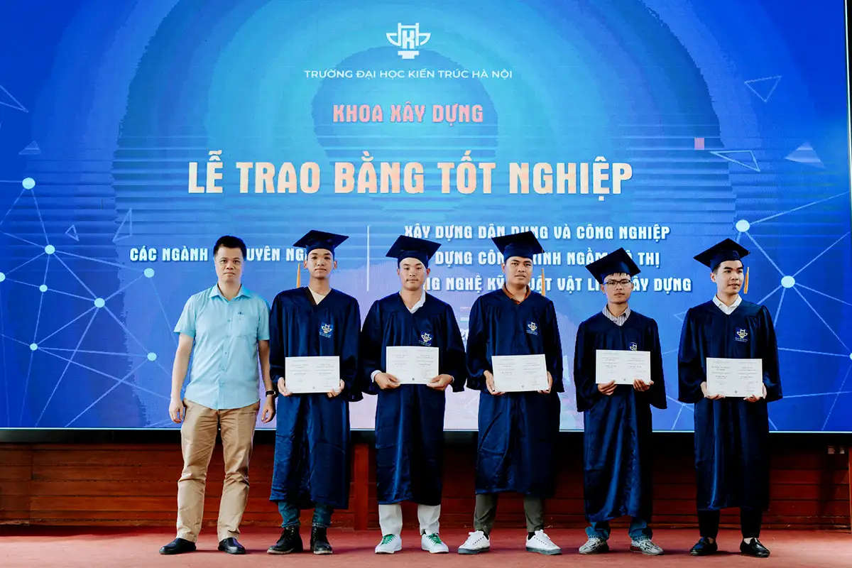 Review trường Đại học Kiến Trúc Hà Nội: Có nên học?