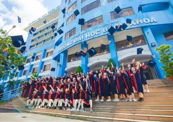 Review Đại học Bách Khoa TP.HCM : Lựa chọn mơ ước năm 2025