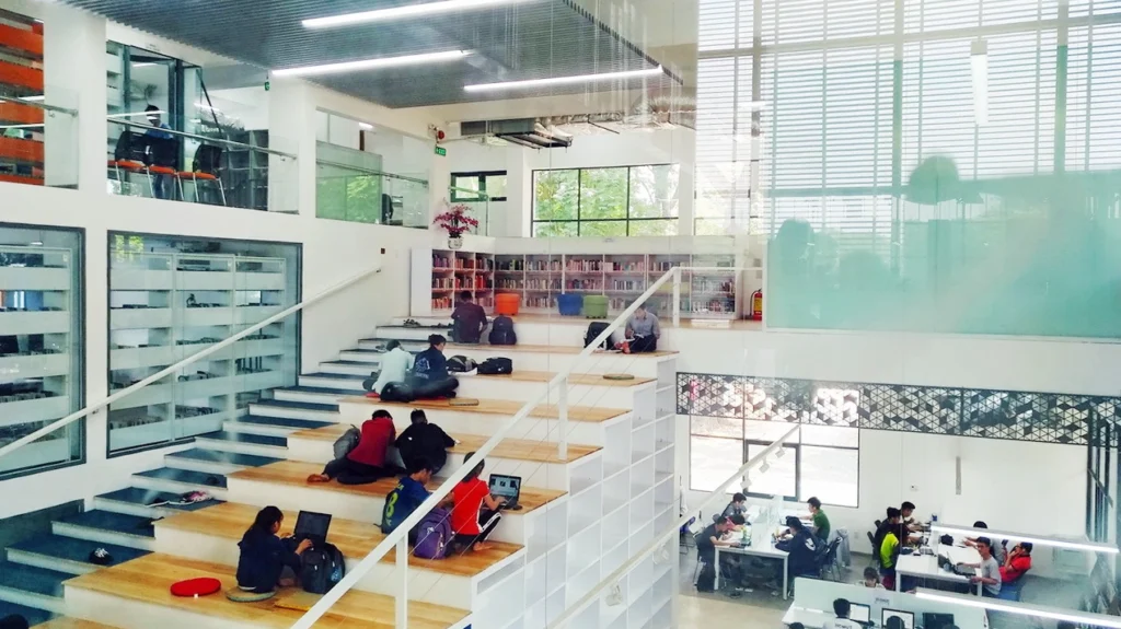 Review Đại học Bách Khoa TP.HCM : Lựa chọn mơ ước năm 2025