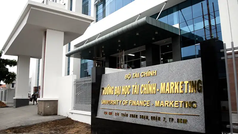 Review trường đại học Tài chính - Marketing? Có đáng để theo học?