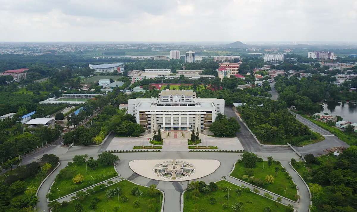 Review Đại học Quốc gia TP.HCM 2025: Ngôi trường đại học đáng mơ ước