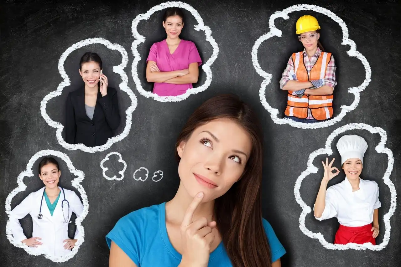 Học ngành gì dễ xin việc