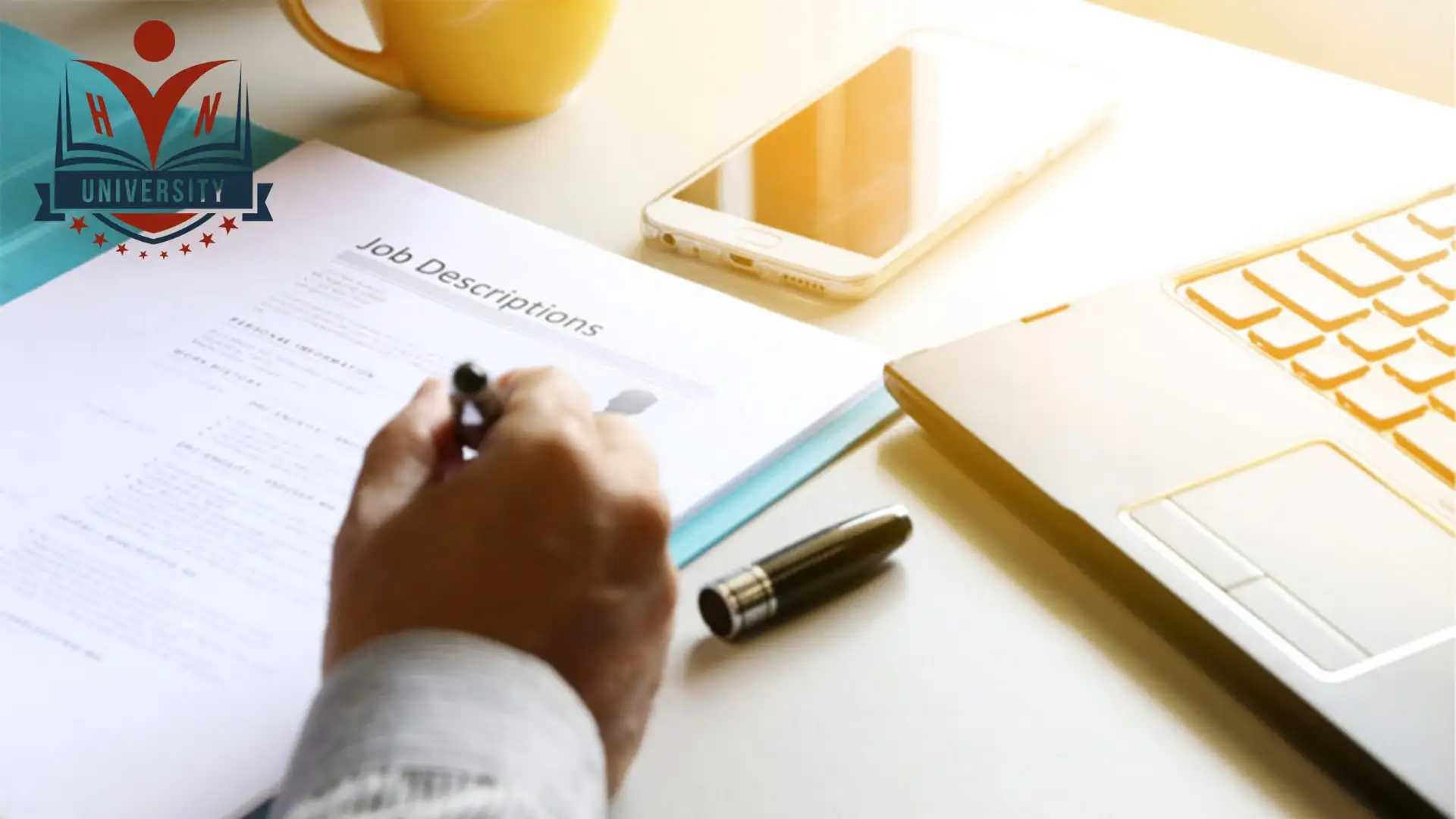 Hướng dẫn viết Cover Letter ấn tượng năm 2025