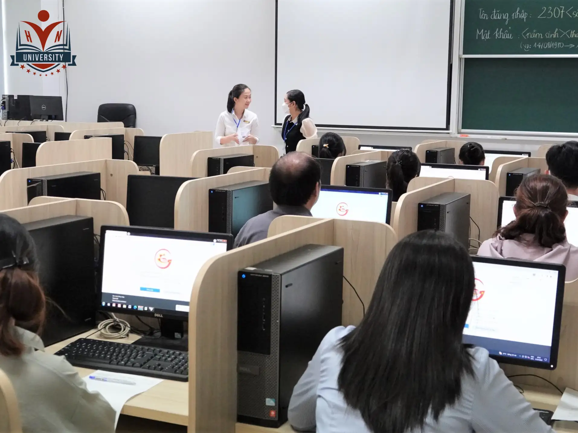 Thi công chức là gì? Lộ trình ôn tập và thi hiệu quả